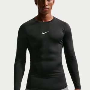 Haut de fitness ajusté à manches longues Dri-FIT